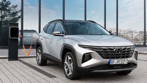 Hyundai Tucson ibrido plug-in, primavera a zero emissioni