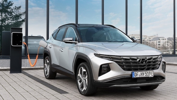 Hyundai Tucson ibrido plug-in, primavera a zero emissioni