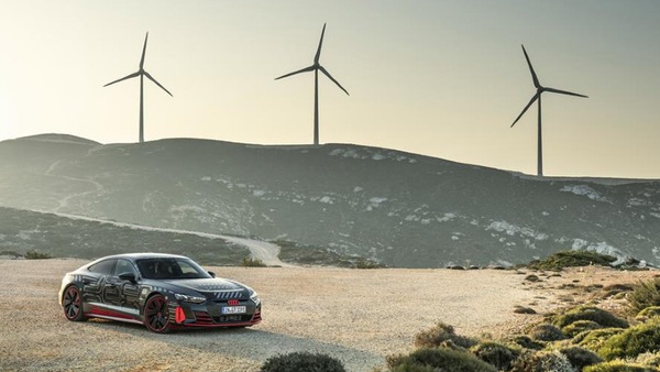 Audi e-tron GT, al via gli ordini della sportiva carbon neutral