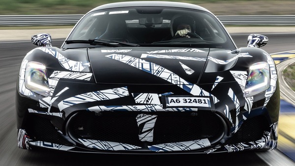 Maserati MC20, cattiveria fatta in casa