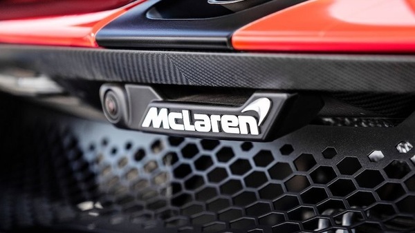 McLaren Sabre, la hypercar svela il frontale