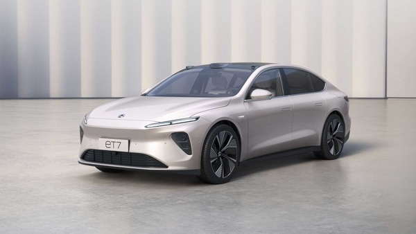 Nio ET7, l'elettrica cinese da 1.000 km di autonomia