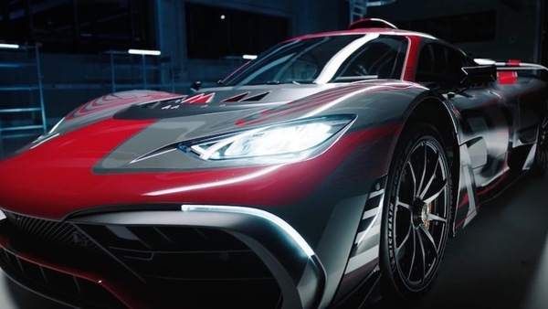 Mercedes-AMG Project One E Performance in rampa di lancio