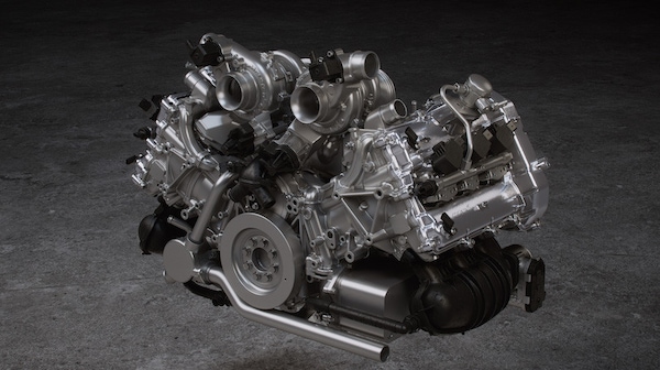 McLaren Artura e il motore V6: i vantaggi delle bancate a 120 gradi