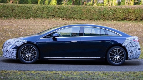 Mercedes EQS 2021 rivela nuove caratteristiche aspettando l'uscita