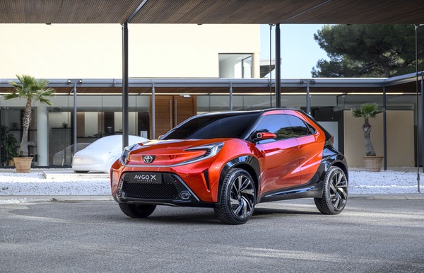 Toyota Aygo X (Cross) Prologue, concept rivoluzionario