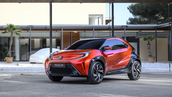 Toyota Aygo X (Cross) Prologue, concept rivoluzionario