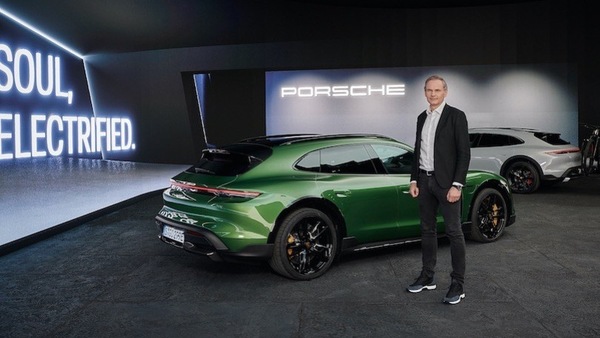 Porsche, verso il 2030 a tutto elettrico e produzione Co2 neutrale