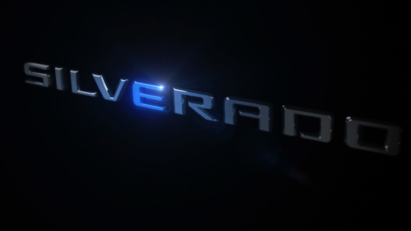 Chevrolet Silverado completa la "carica" dei grandi pick-up elettrici
