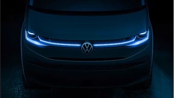 Volkswagen Multivan T7 presenta il design del frontale
