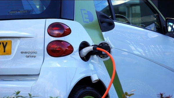 Recovery Plan: auto elettriche, colonnine e mobilità sostenibile