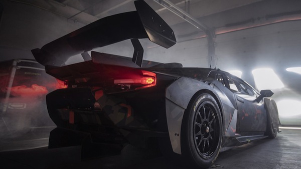 Lamborghini Squadra Corse, super Huracan da pista in arrivo