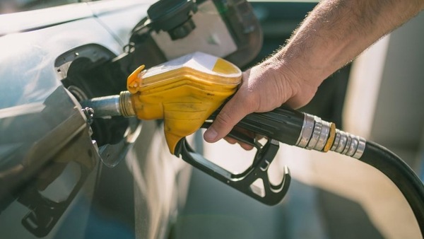 Benzina, ibride e Diesel stop dal 2035, lo chiedono i big d'Europa