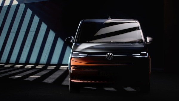 Volskwagen Multivan, più spazio con il cambio DSG a impulsi elettrici