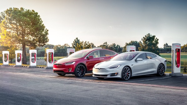 Tesla risarcisce i clienti in Norvegia