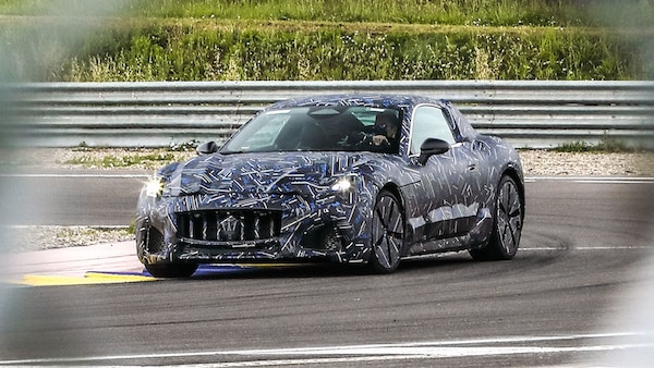 Nuova Maserati Granturismo, le prime immagini dell'elettrica