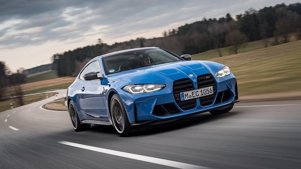 Nuova BMW M4 CSL, più cavalli e aerodinamica rivista