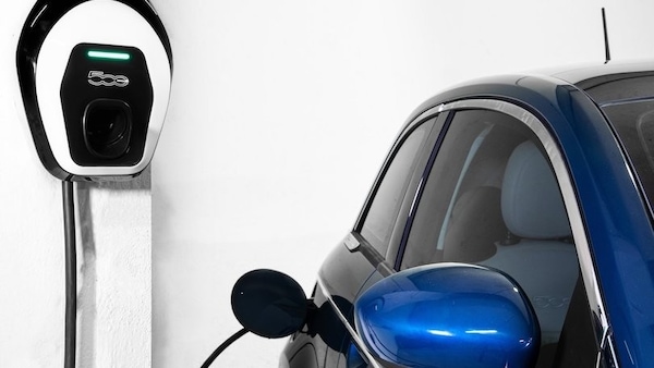 Noleggio Chiaro Leasys elettriche e ibride, il wallbox è compreso nel canone