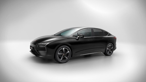 Mobilize Limo, a Monaco la berlina elettrica specifica per il noleggio