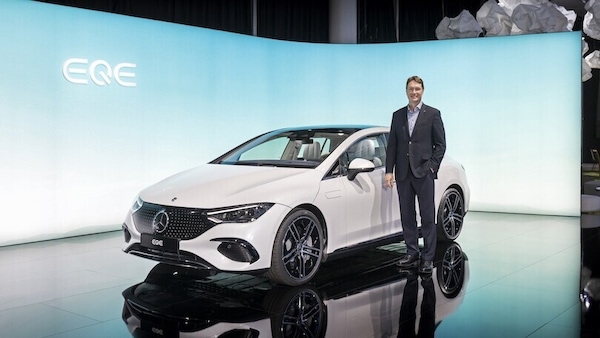 Mercedes EQE ripensa la berlina business elettrica a Monaco 2021