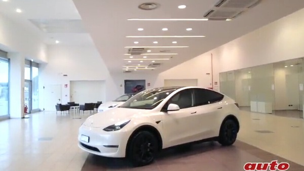 Tesla Model Y, il Suv elettrico visto da vicino