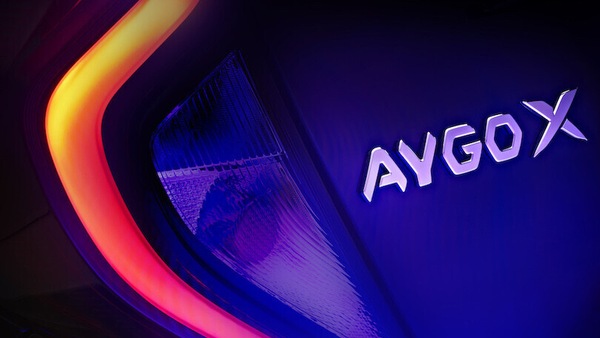Nuova Toyota Aygo, X nel 2022 per una citycar che guarda al crossover