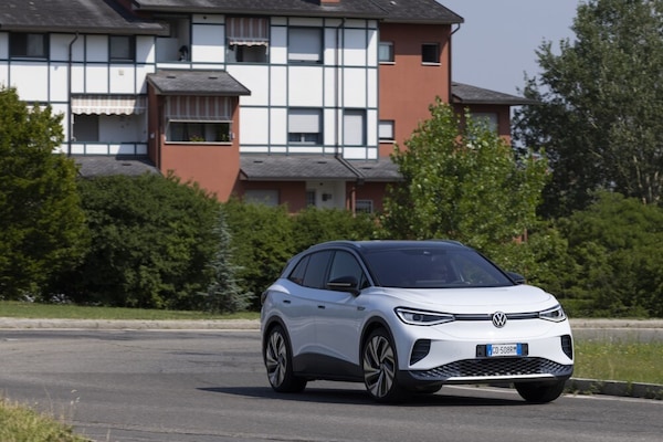 Sul prossimo numero di Auto: Volkswagen ID.4, la prova completa