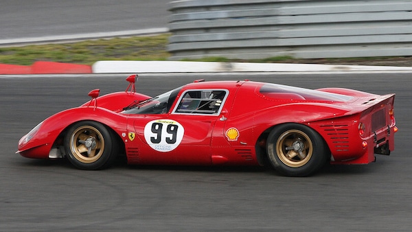 Ferrari Icona F251, ai clienti SP Monza arriva l'invito e il "cancelletto"