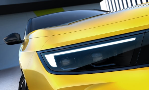 Opel Astra Cross, in arrivo quella a ruote alte?