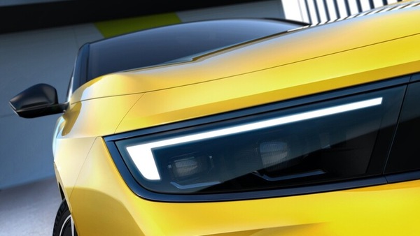 Opel Astra Cross, in arrivo quella a ruote alte?