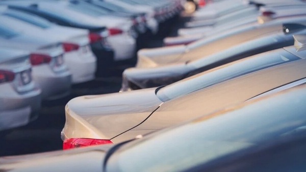Mercato auto di ottobre: il crollo è pesantissimo col -35,7%