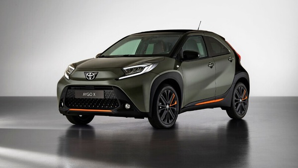 Nuova Toyota Aygo X, il crossover compatto che punta al top del segmento A