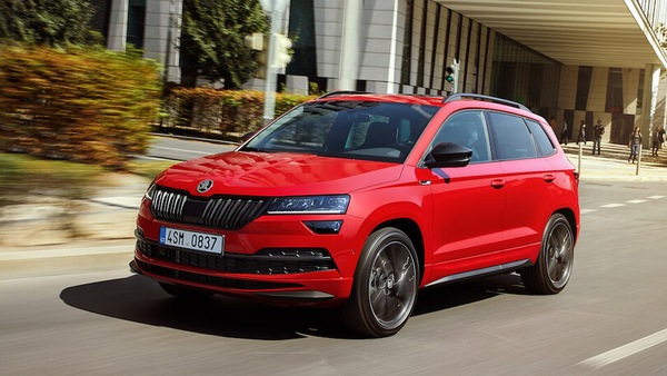 Skoda Karoq 2022 restyling arriva a fine novembre
