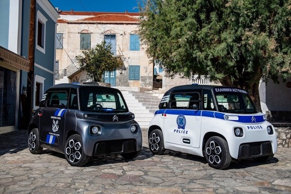 Citroen Ami, la più piccola e lenta auto della Polizia