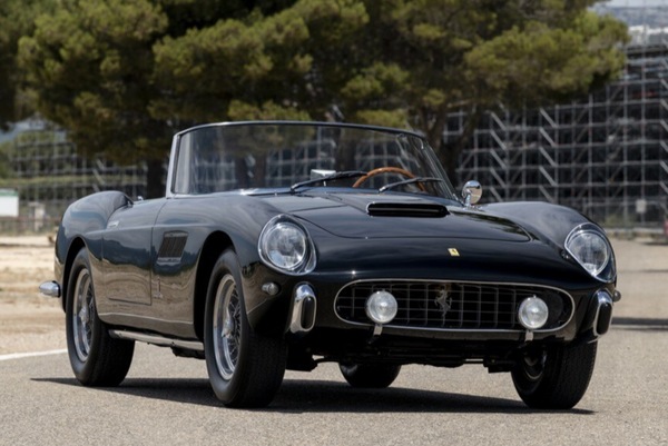 Ferrari 250 GT Cabriolet Pinin Farina, all'asta a un prezzo milionario