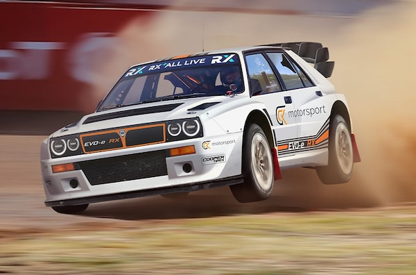 Lancia Delta Integrale elettrica, il restomod scende in pista