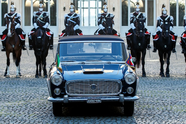 Lancia celebra i suoi 115 anni (e i 60 della Flaminia presidenziale) al Quirinale