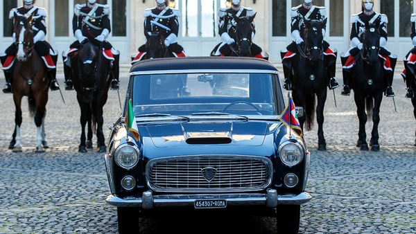 Lancia celebra i suoi 115 anni (e i 60 della Flaminia presidenziale) al Quirinale