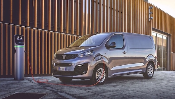 Nuovo Fiat Scudo: elettrico, Combi, furgone, si può già ordinare