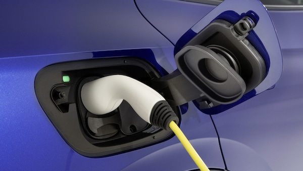 Auto Speed Date: colonnine di ricarica, cara Comunità Europea abbiamo un problema