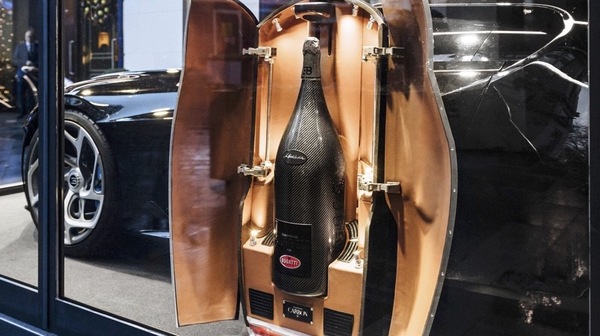 Bugatti, La Bouteille Noire per un brindisi senza eguali