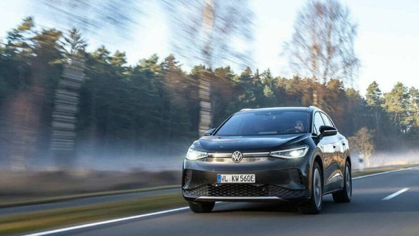 Auto elettriche, i consigli per usarle d'inverno