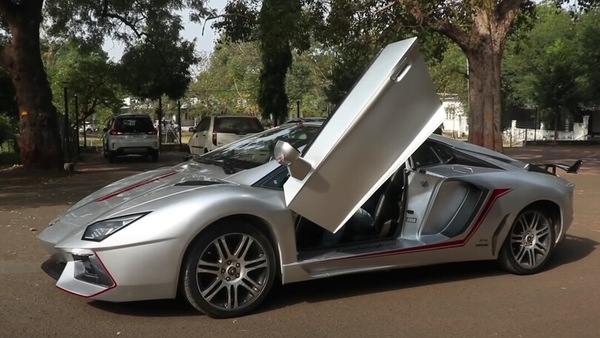 Lamborghini Aventador o Honda Civic? L'esperimento fai da te è entusiasmante