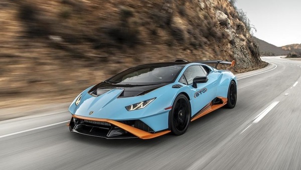 Lamborghini, vendite record nel 2021 e in arrivo ci sono 4 novità