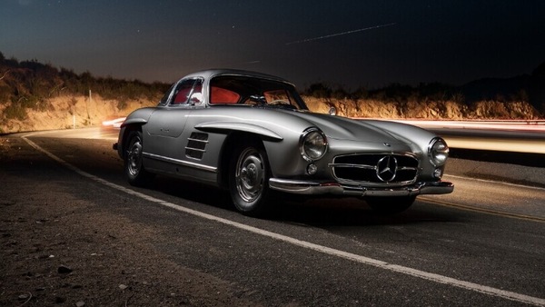 Mercedes-Benz 300 SL Gullwing del 1955 all’asta: si parte da una cifra record