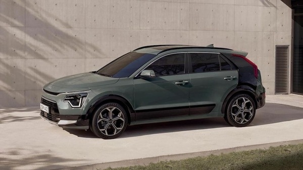 Nuova Kia Niro 2022 presenta dimensioni e caratteristiche dell'ibrido