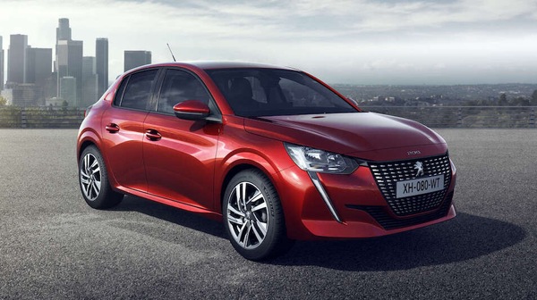 Peugeot 208 2022, nuovo volto per il cambio automatico