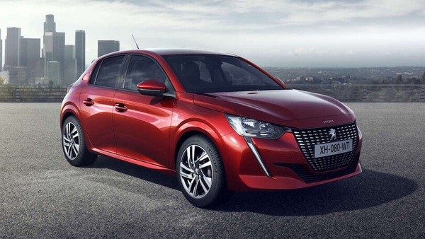 Peugeot 208 2022, nuovo volto per il cambio automatico