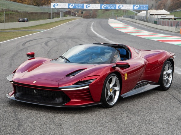 Ferrari Daytona SP3, subito a segno: vince il premio Most Beautiful Supercar 2022