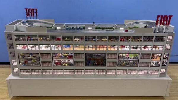 Fiat Lingotto, il celebre impianto di Torino diventa un modellino